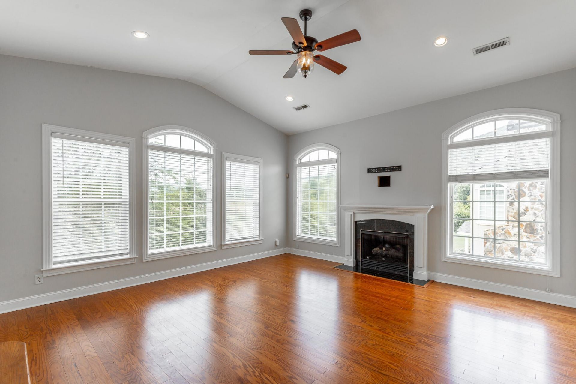 1109 Renaissance Court, Chattanooga, TN 37419 Main Photo