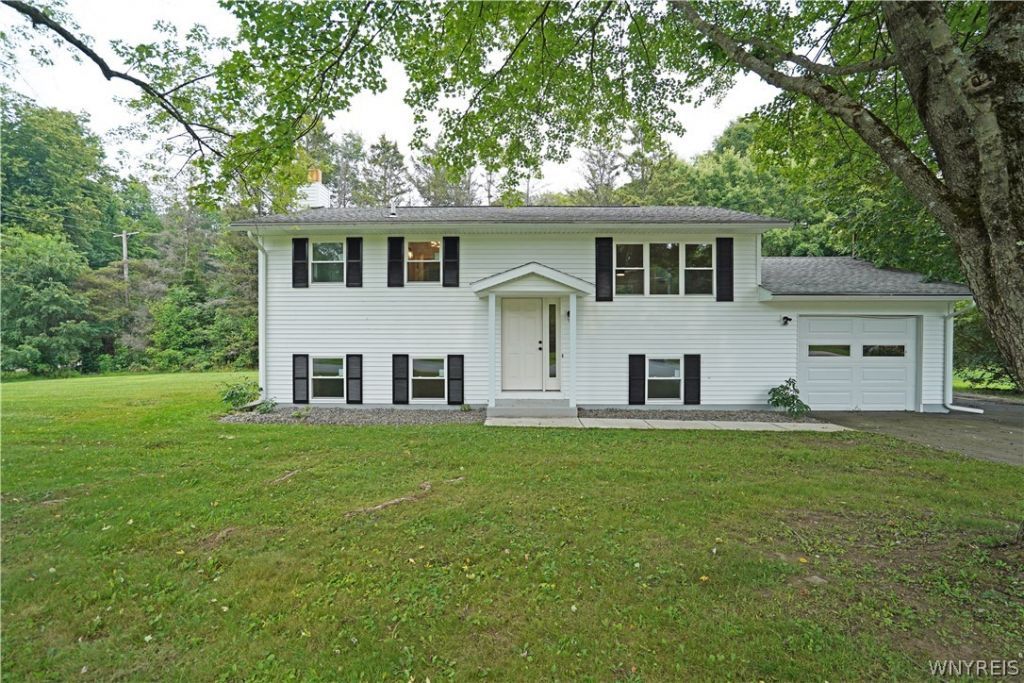 3394 Gunzen Drive, Cortland, NY 13045 Main Photo