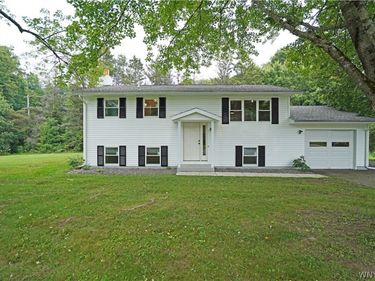 3394 Gunzen Drive, Cortland, NY 13045