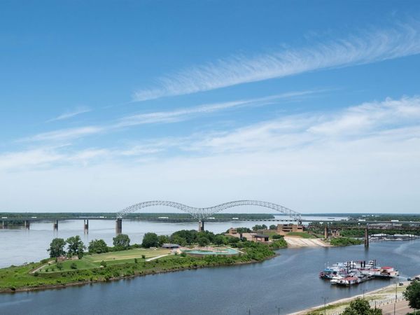 200 WAGNER PL, Unit 1407/1408, Memphis, TN 38103