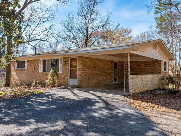 2211 Lakeshore Dr, Hot Springs, AR 71913