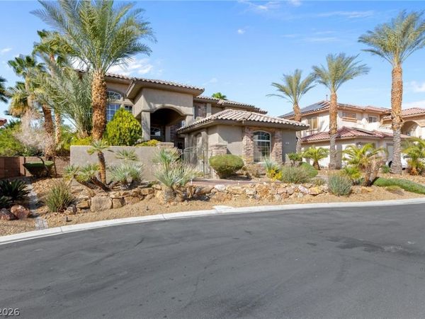 10671 Lago Cantini Street, Las Vegas, NV 89141