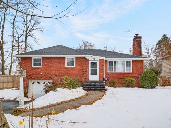 295 Tremont Ave, North Plainfield, NJ 07063