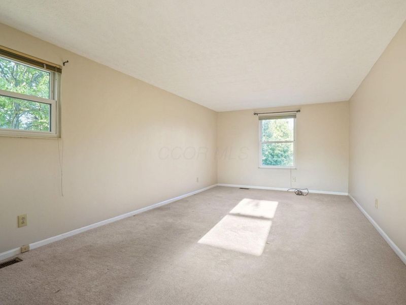 3204 Galway Crossing Drive, Columbus, OH 43221 Photo 16