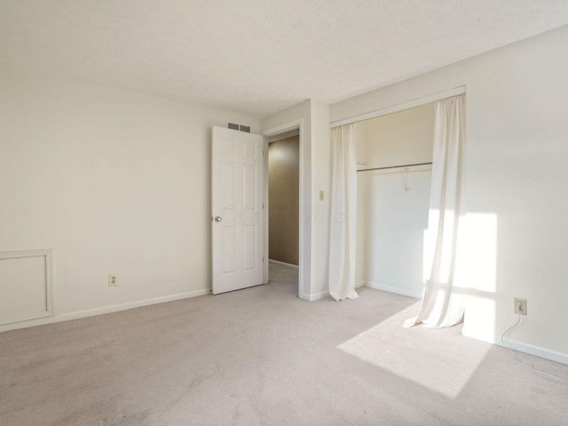 3204 Galway Crossing Drive, Columbus, OH 43221 Photo 21