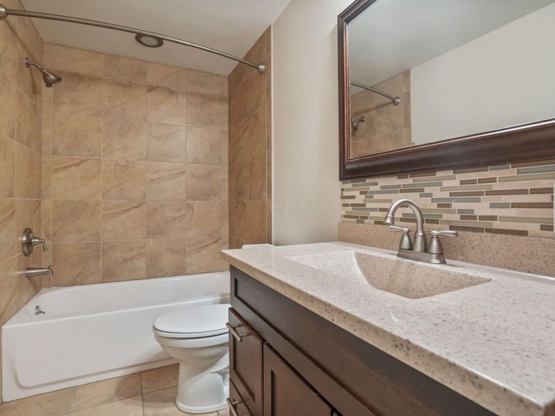 3204 Galway Crossing Drive, Columbus, OH 43221 Photo 26