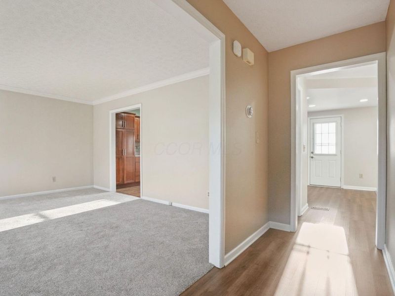 3204 Galway Crossing Drive, Columbus, OH 43221 Photo 6