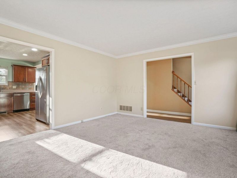 3204 Galway Crossing Drive, Columbus, OH 43221 Photo 8