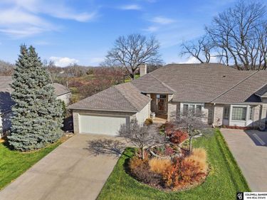 9239 Pioneer Court, Lincoln, NE 68520