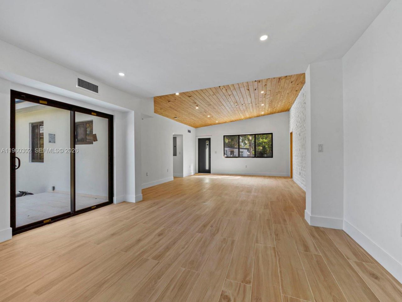 5841 SW 13th St, West Miami, FL 33144 Photo