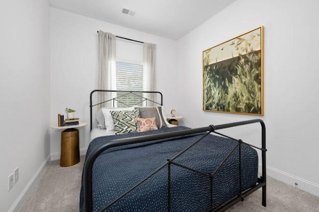 3029 Stonecrest Drive Photo 5