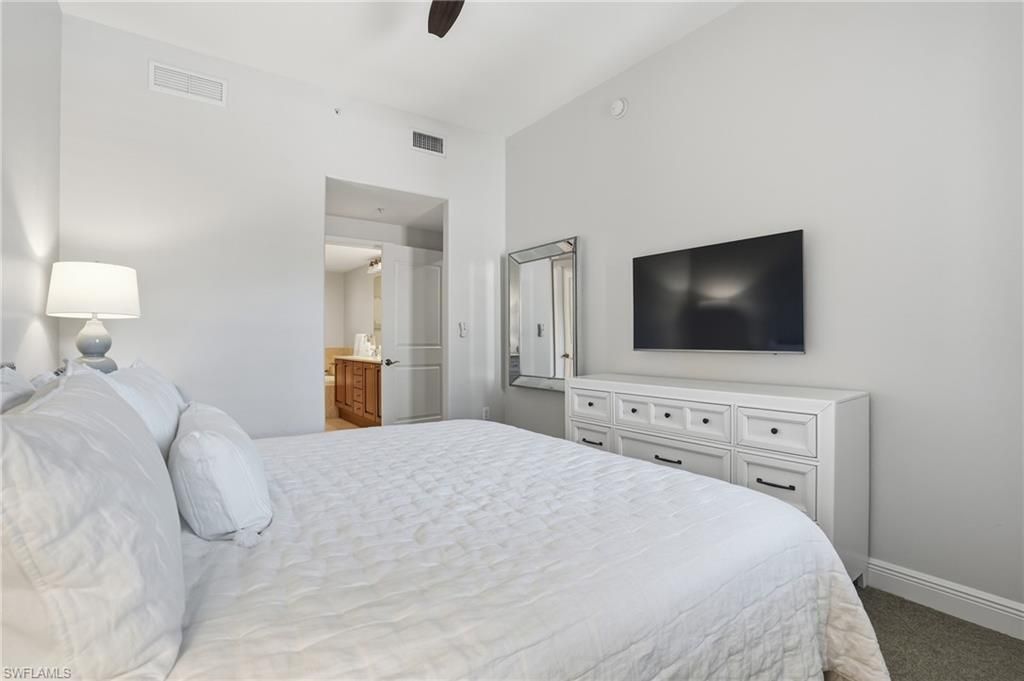 975 Sandpiper St , Unit A202, Naples, FL 34102 Photo