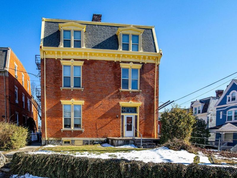 2218 Ohio Avenue, Cincinnati, OH 45219 Photo 4