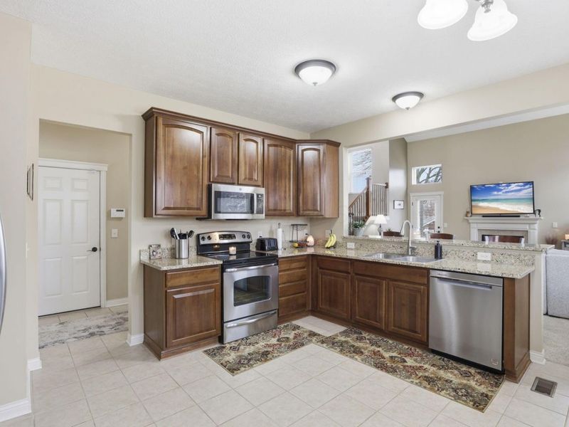 4421 Grand Strand Drive, Grove City, OH 43123 Photo 15