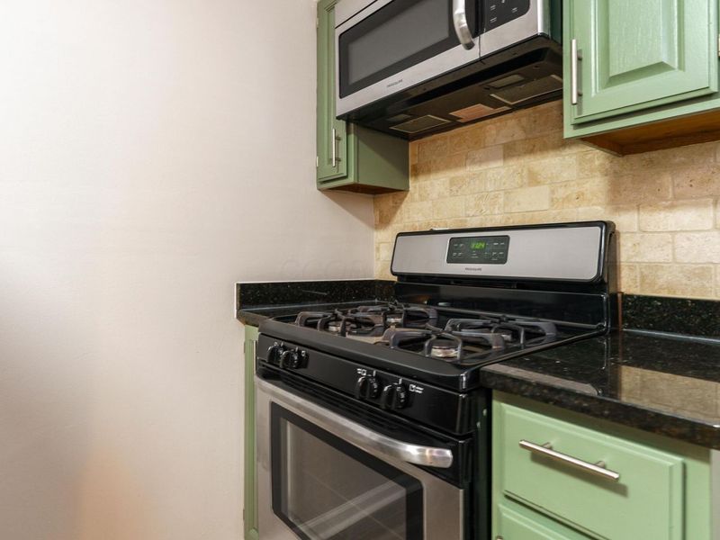 676 Wager Street, Columbus, OH 43206 Photo 16