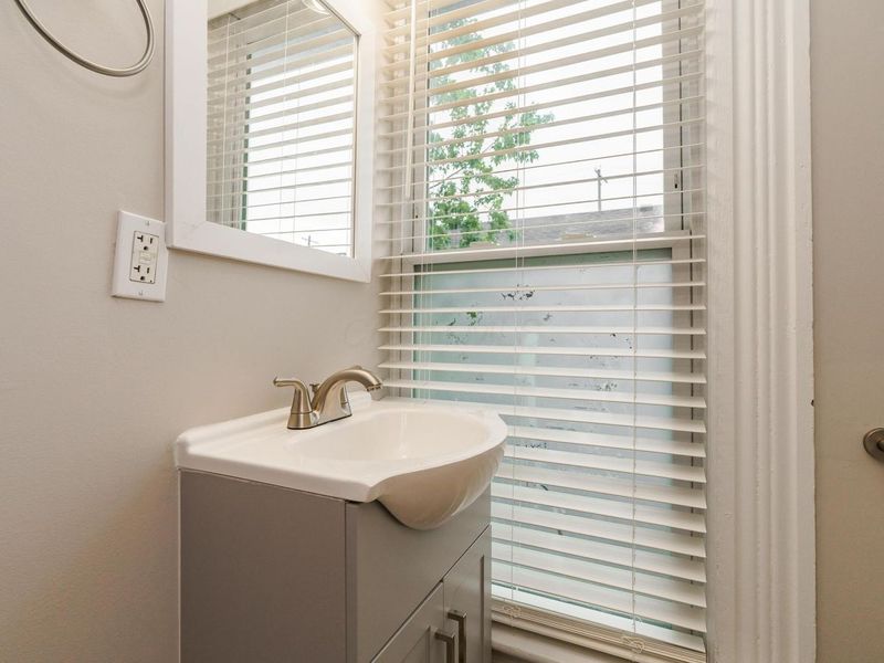 676 Wager Street, Columbus, OH 43206 Photo 23