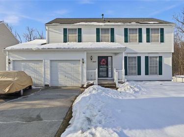 3417 Dewberry Lane, Walworth, NY 14502