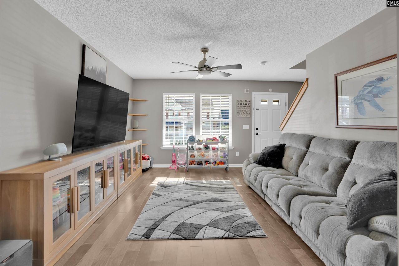 413 Cape Jasmine Way Photo 11