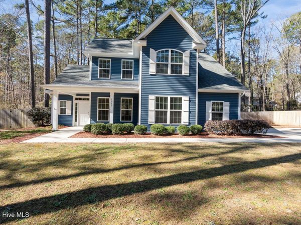 1812 E Indiana Avenue, Southern Pines, NC 28387