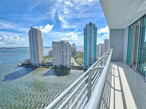 325 S Biscayne Blvd , Unit 2726, Miami, FL 33131