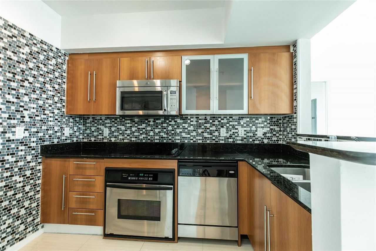 325 S Biscayne Blvd , Unit 2726, Miami, FL 33131 Photo