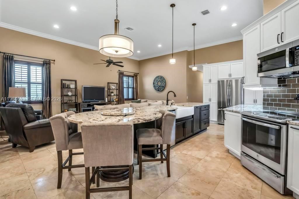 1306 Crossbill Ct, Weston, FL 33327 Photo