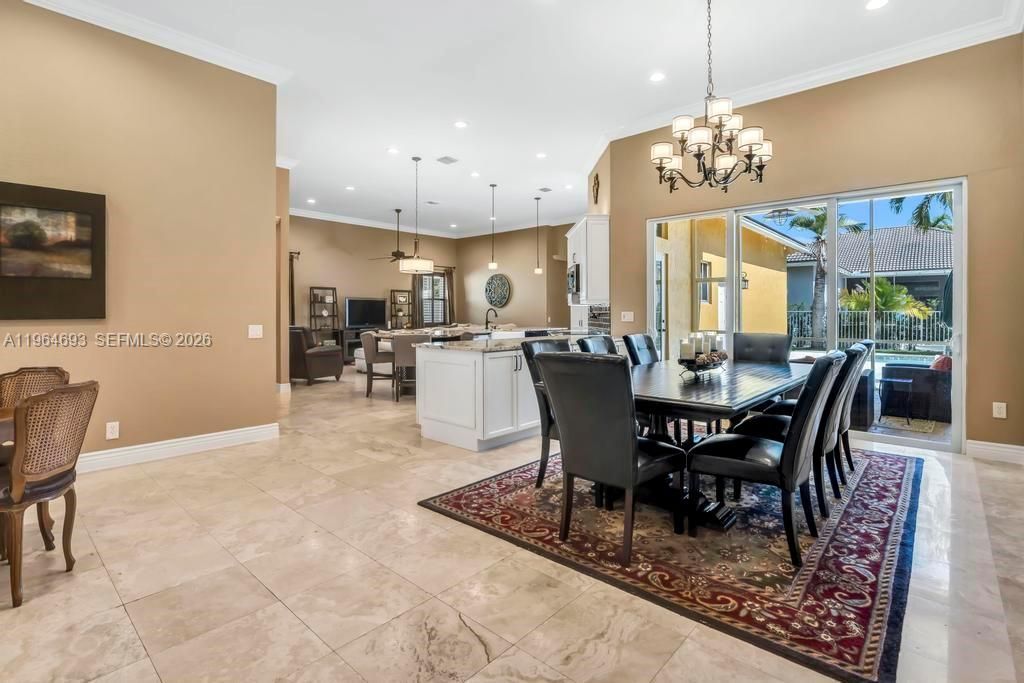 1306 Crossbill Ct, Weston, FL 33327 Photo