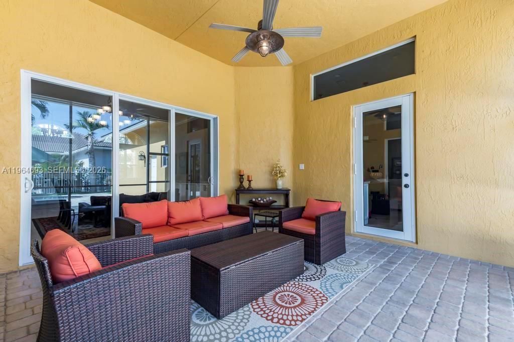 1306 Crossbill Ct, Weston, FL 33327 Photo