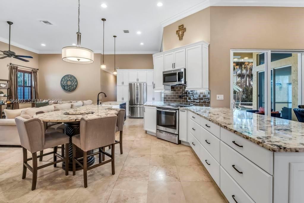 1306 Crossbill Ct, Weston, FL 33327 Photo