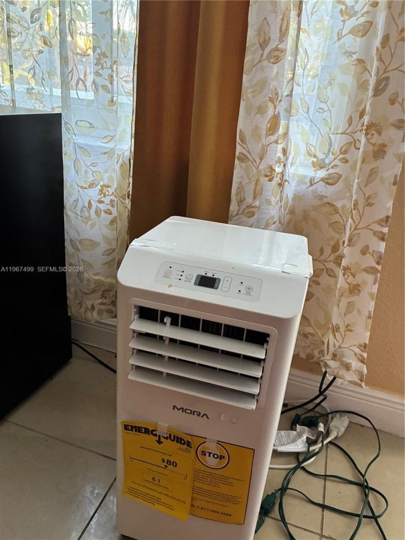 3580 NW 32nd Ct, Unit EFFICIENCY, Lauderdale Lakes, FL 33309 Photo