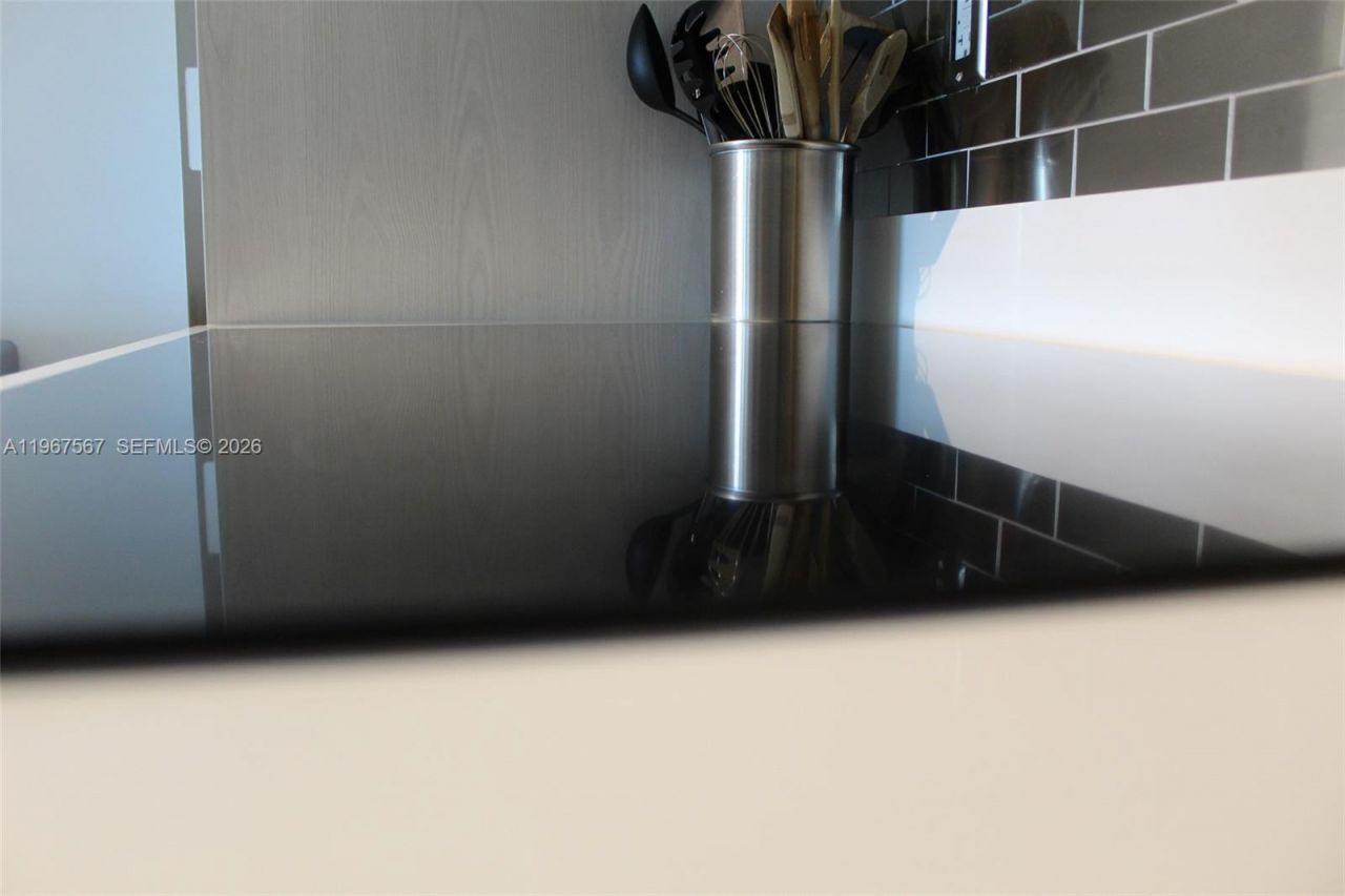 501 NE 31st St , Unit 2705, Miami, FL 33137 Photo