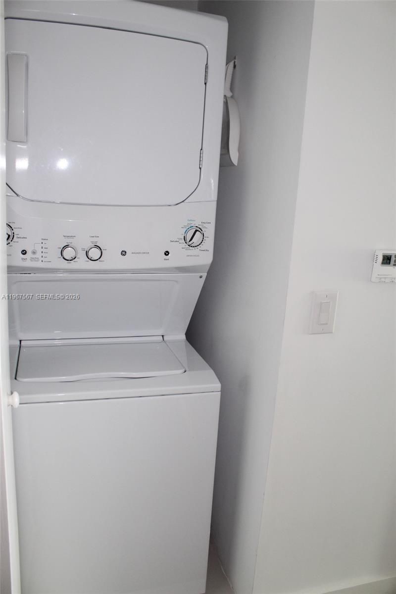 501 NE 31st St , Unit 2705, Miami, FL 33137 Photo