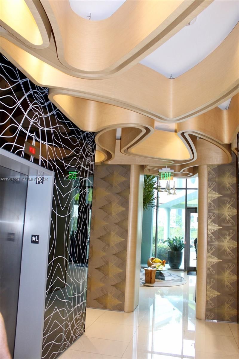 501 NE 31st St , Unit 2705, Miami, FL 33137 Photo