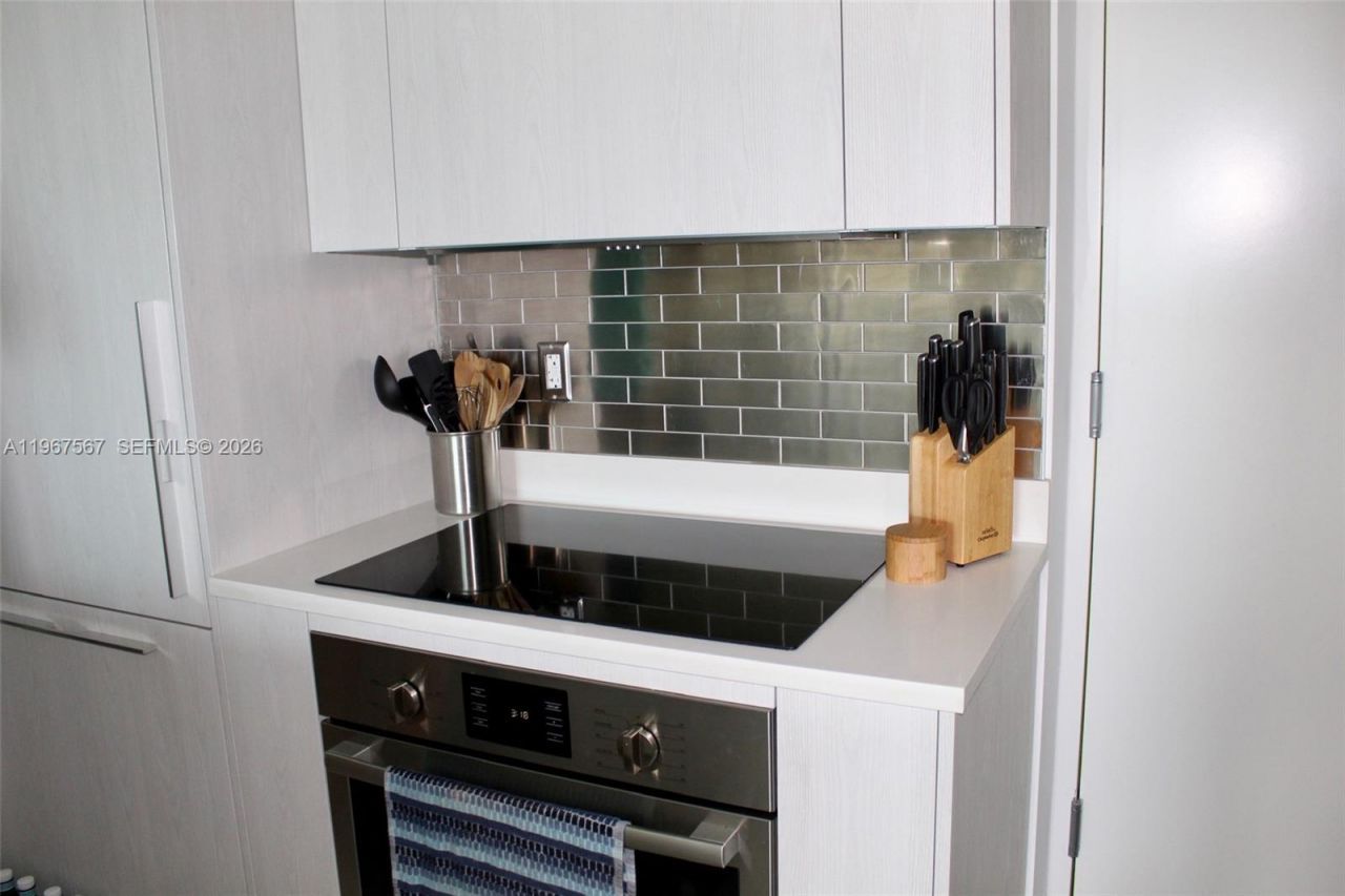 501 NE 31st St , Unit 2705, Miami, FL 33137 Photo