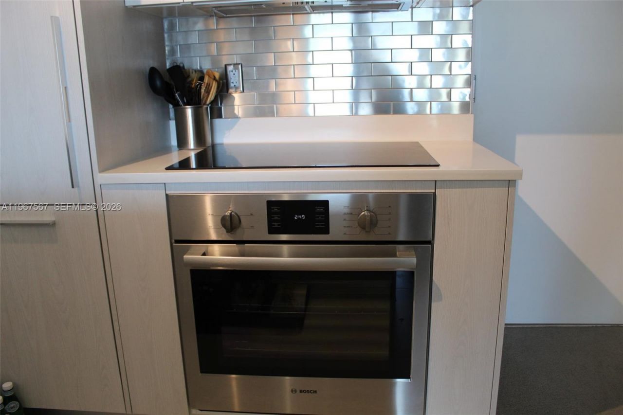 501 NE 31st St , Unit 2705, Miami, FL 33137 Photo