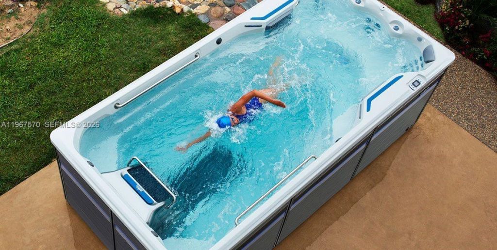 3211 Calle Largo Dr, Hollywood, FL 33021 Photo