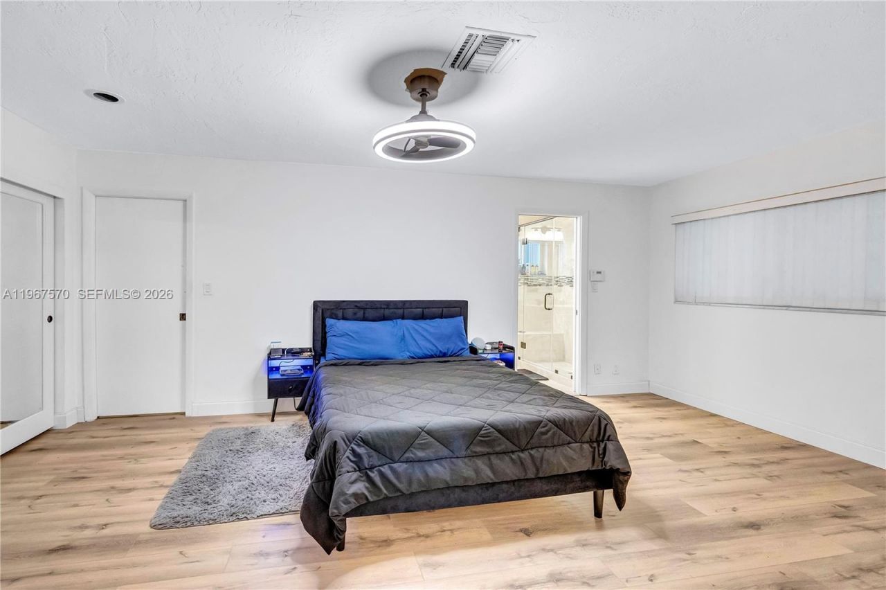 3211 Calle Largo Dr, Hollywood, FL 33021 Photo