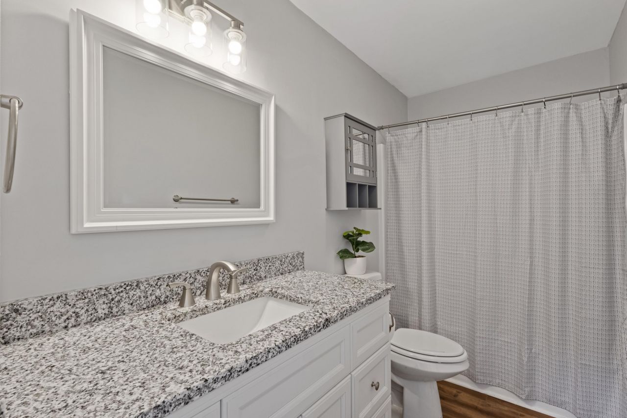 3700 Golf Colony Lane  Photo 11