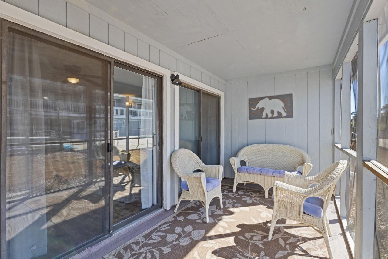 3700 Golf Colony Lane  Photo 15