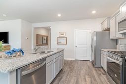 370 Hadley Springs Ave photo 4