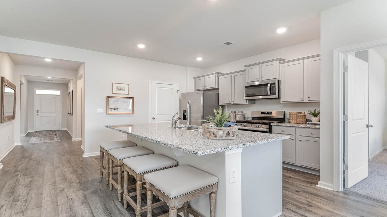 370 Hadley Springs Ave Photo 6