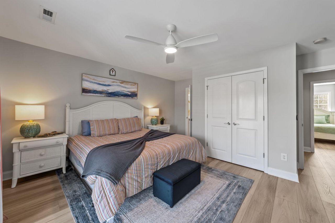 2009 Hillside Dr. S Photo 29