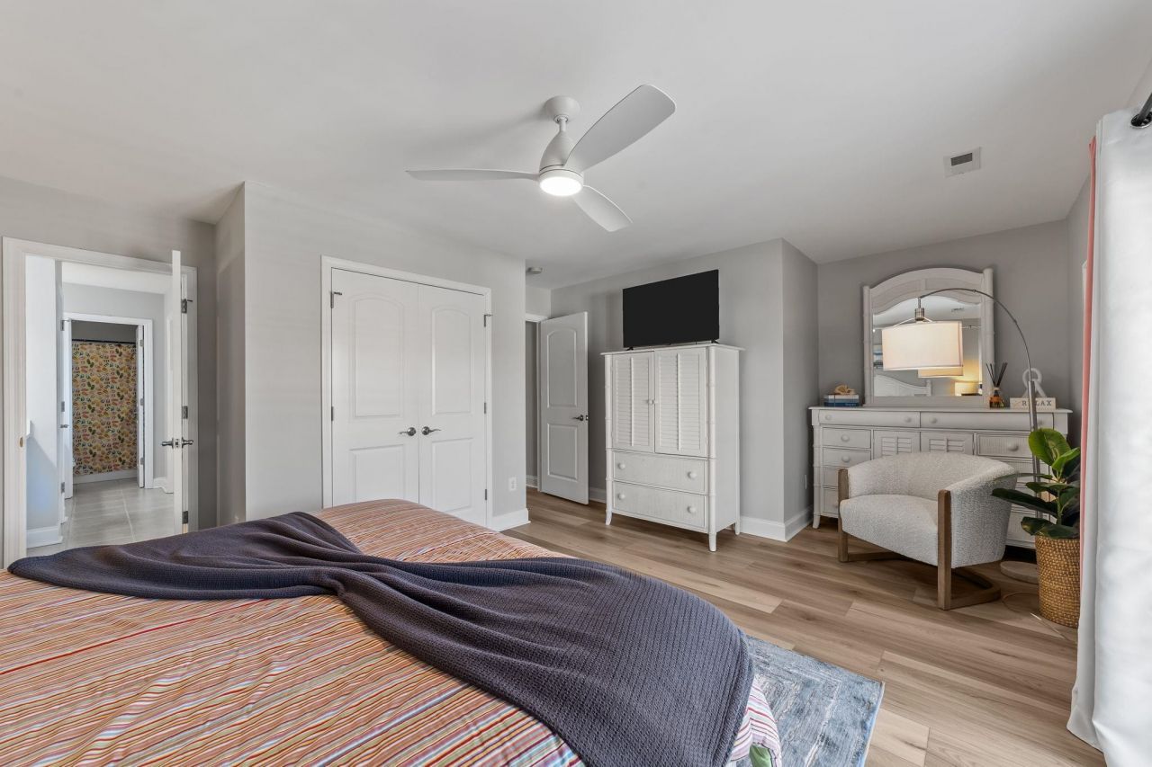 2009 Hillside Dr. S Photo 30