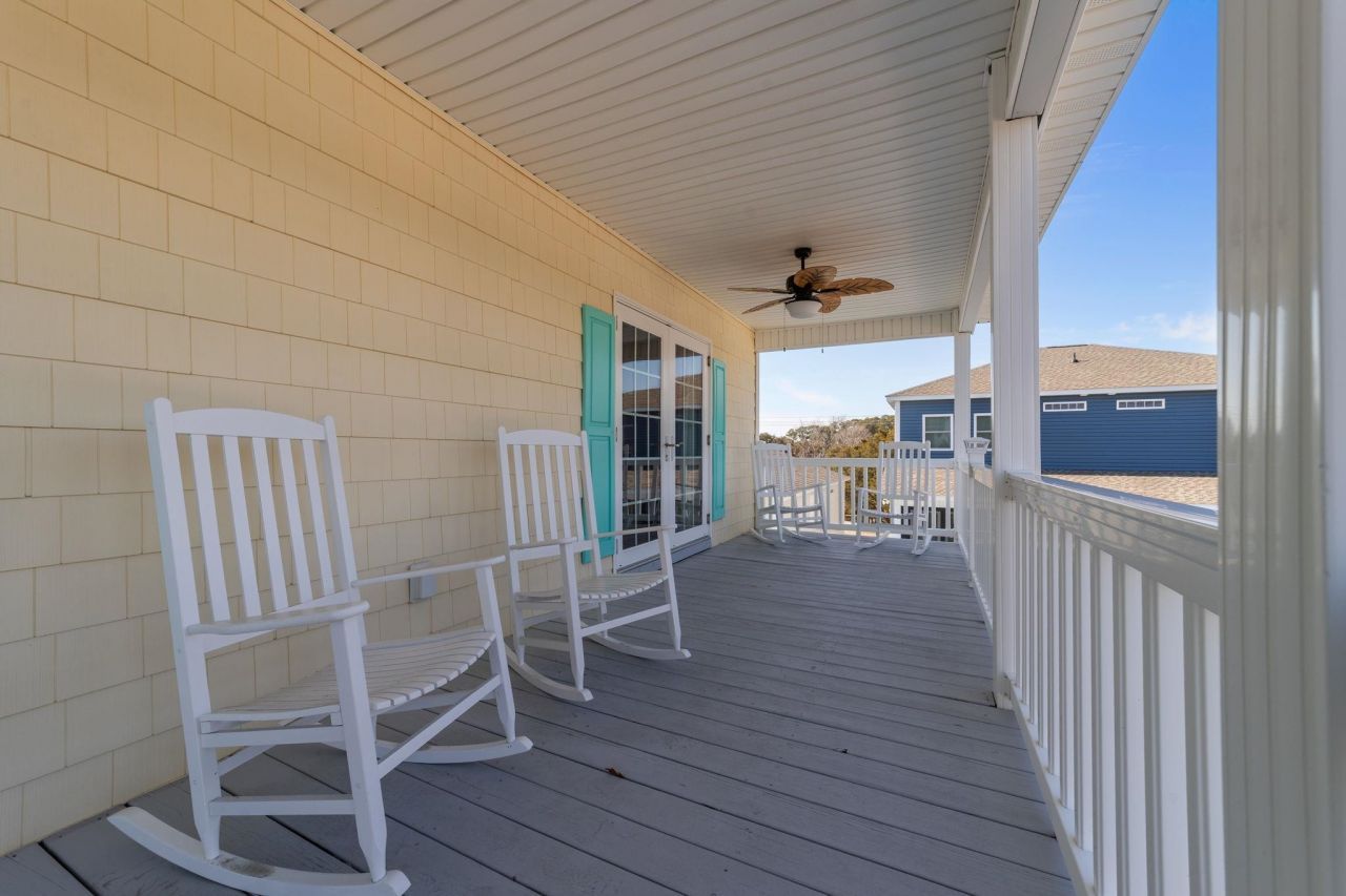 2009 Hillside Dr. S Photo 33