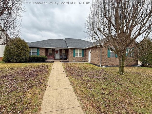 230 Frazier Way, Scott Depot, WV 25560