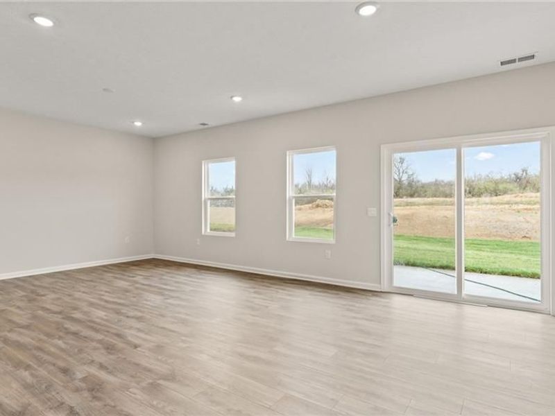 2254 Kiel Street, Huber Heights, OH 45424 Photo 18