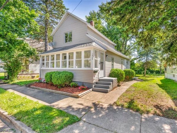 1909 2nd Street SW, Akron, OH 44314