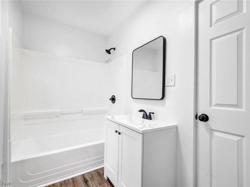 1909 2nd Street SW, Akron, OH 44314 Photo 5