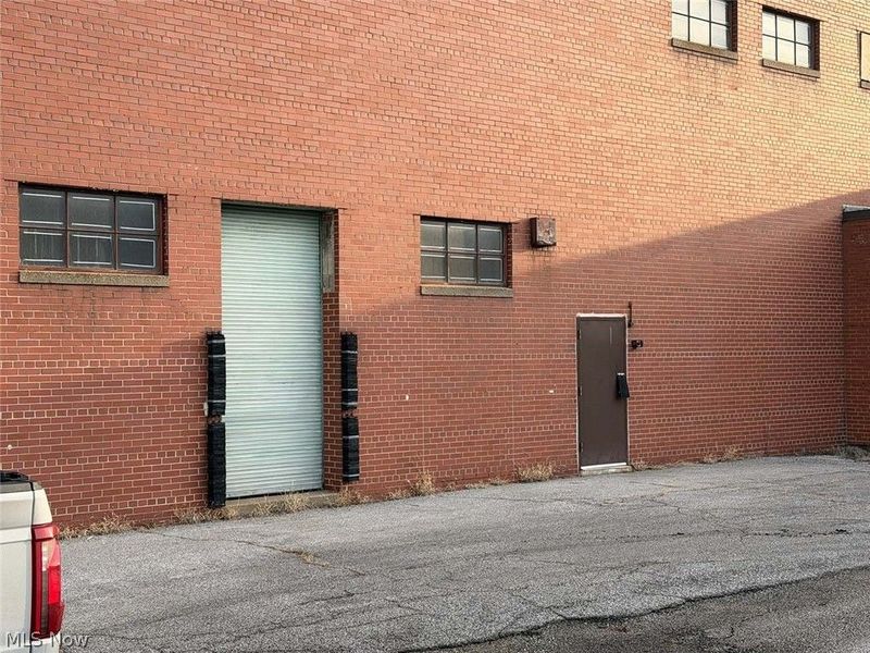 314 Cherry Avenue SE, Canton, OH 44702 Photo 2