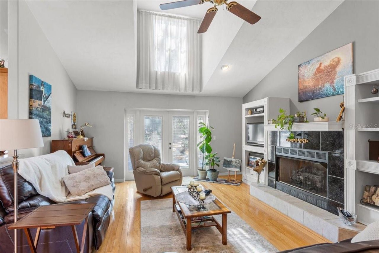 422 SW Magnolia Lane, Fort White, FL 32038 Photo